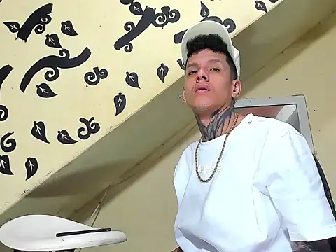 gabriel reyes21 online show from 26, 4, 2026