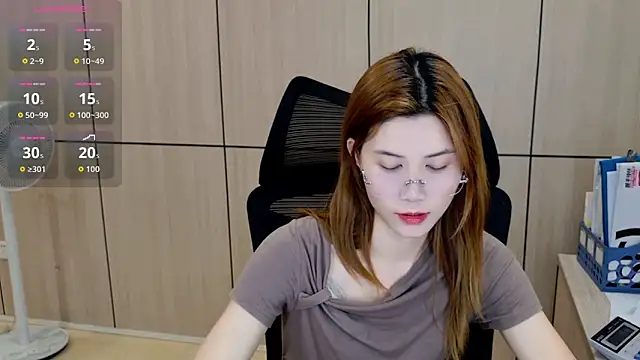 Snapshot of zhen-68 chatting on 8, 4, 2026 zhen-68 online show from 8, 4, 2026