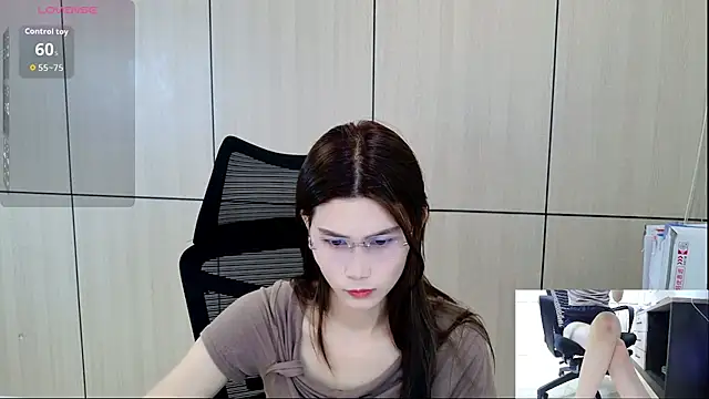 Snapshot of zhen-68 chatting on 13, 5, 2026 zhen-68 online show from 13, 5, 2026