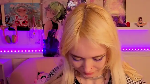 Iris Ivory online show from 1, 3, 2026