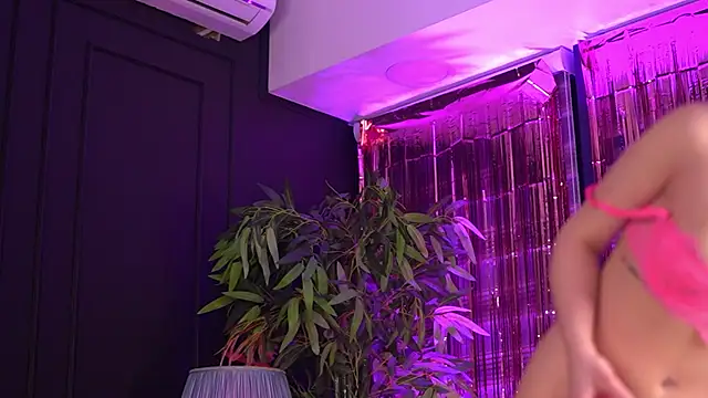 AlessiaNoire online show from 10, 4, 2026