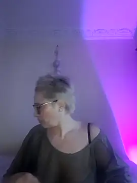 LunaBlaise online show from 23, 3, 2026