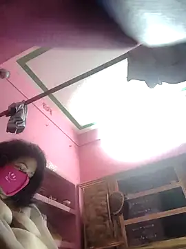 babydollcutyyyyy online show from 13, 4, 2026