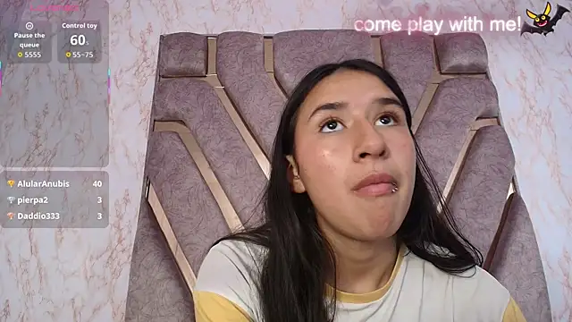 LilyRossi  online show from 15, 4, 2026