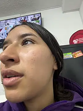 LilyRossi  online show from 1, 7, 2026