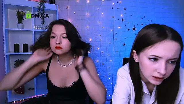 Snapshot of chloe_ley chatting on 18, 6, 2026 chloe ley online show from 18, 6, 2026