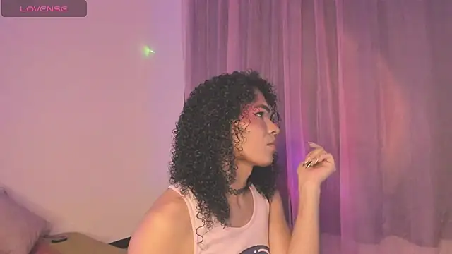 V-nus online show from 6, 4, 2026