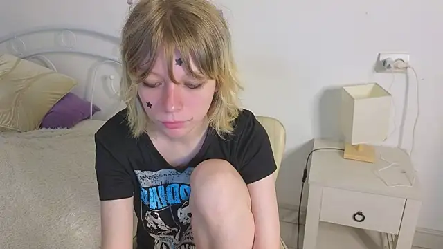 MollySally online show from 16, 6, 2026
