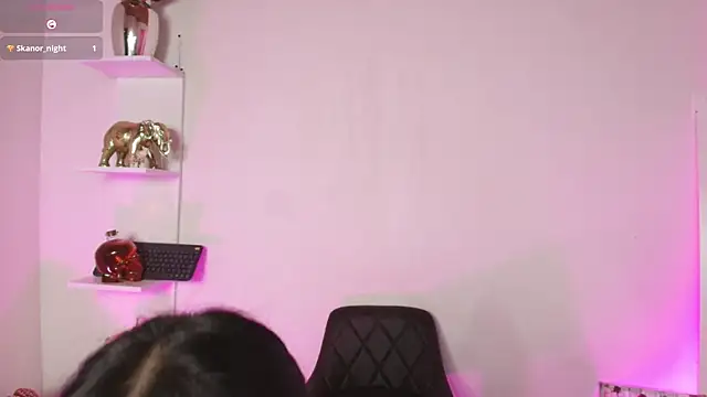 ema parkerr online show from 29, 3, 2026