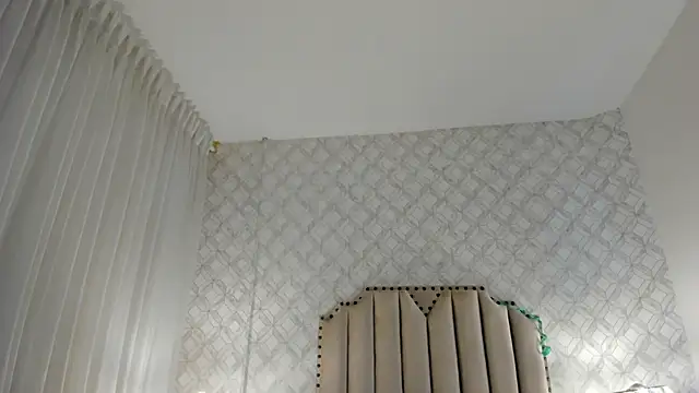 mika doll online show from 18, 3, 2026