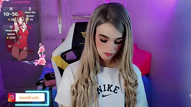 Sophiaa doll  online show from 10, 3, 2026