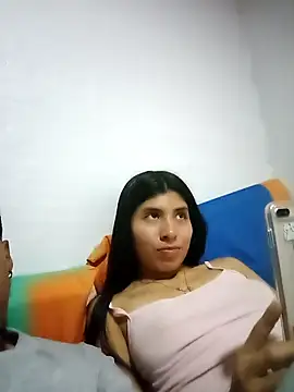 May and Noah online show from 4, 3, 2026