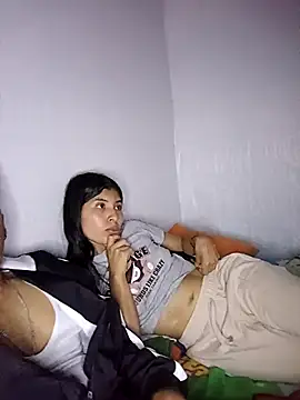 May and Noah online show from 9, 4, 2026