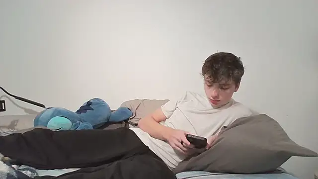 Snapshot of 1XxJasonxX1 chatting on 1, 3, 2026 1XxJasonxX1 online show from 1, 3, 2026