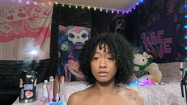 OopsItsLexxa online show from 10, 6, 2026