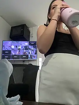 Megaan Rousee online show from 22, 3, 2026