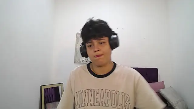 Snapshot of TomBoy_Natali chatting on 5, 3, 2026 TomBoy Natali online show from 5, 3, 2026