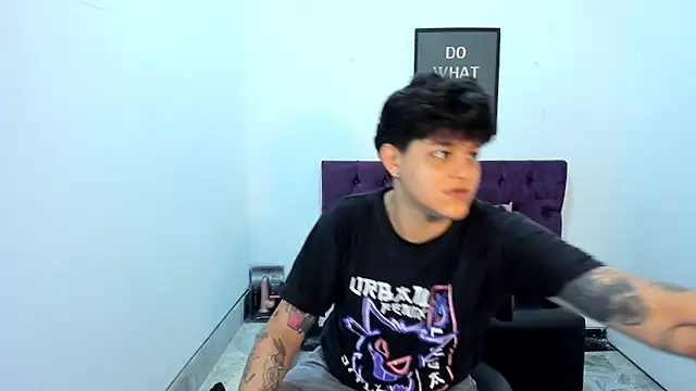 Snapshot of TomBoy_Natali chatting on 24, 3, 2026 TomBoy Natali online show from 24, 3, 2026