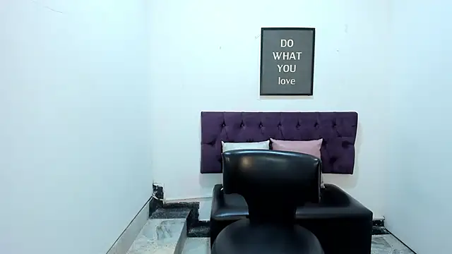 Snapshot of TomBoy_Natali chatting on 27, 3, 2026 TomBoy Natali online show from 27, 3, 2026