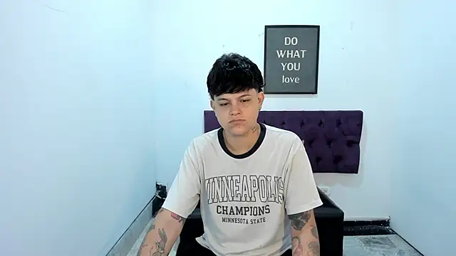 Snapshot of TomBoy_Natali chatting on 29, 3, 2026 TomBoy Natali online show from 29, 3, 2026