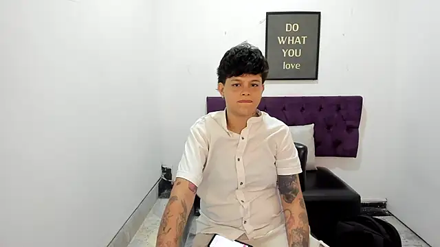 Snapshot of TomBoy_Natali chatting on 11, 4, 2026 TomBoy Natali online show from 11, 4, 2026