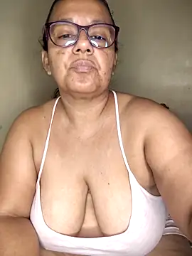 Roxy 77 online show from 25, 3, 2026