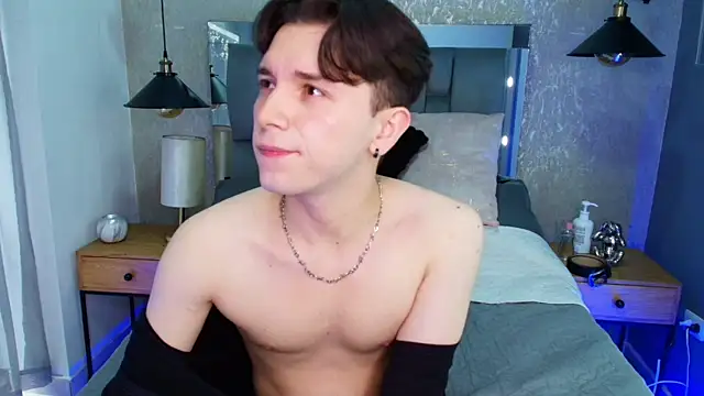 hollannd  online show from 9, 4, 2026