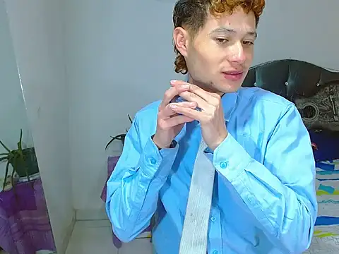  Santi2 online show from 8, 4, 2026