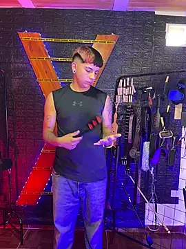 MrMagnus Bdsm Extreme online show from 6, 3, 2026