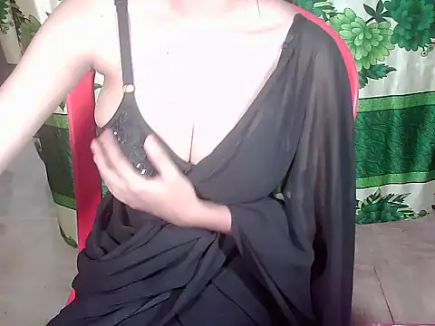 Snapshot of hot-_girls chatting on 23, 6, 2026 hot- girls online show from 23, 6, 2026