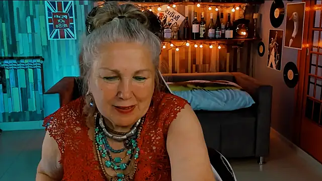 Snapshot of LilaMaharani chatting on 5, 7, 2026 LilaMaharani online show from 5, 7, 2026