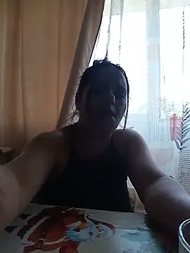 Snapshot of roxana_e43 chatting on 8, 7, 2026 roxana e43 online show from 8, 7, 2026