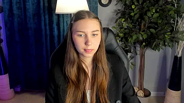 Snapshot of OliviaLang chatting on 27, 3, 2026 OliviaLang online show from 27, 3, 2026
