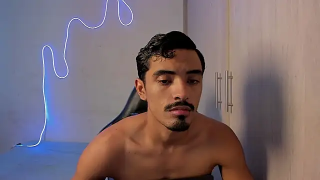 jossi12345j online show from 23, 3, 2026