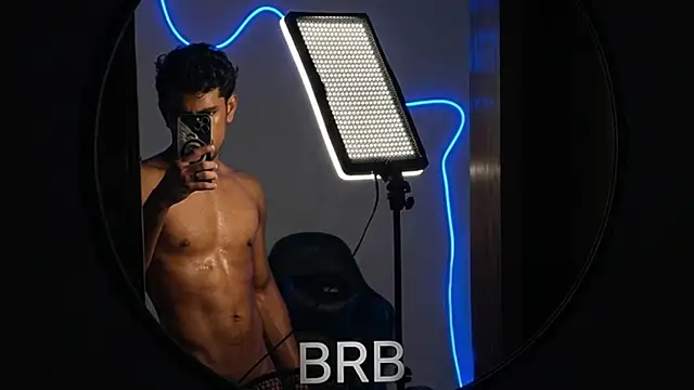 jossi12345j online show from 27, 3, 2026