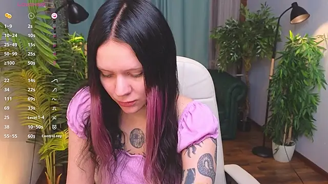 kittenlolla online show from 1, 4, 2026