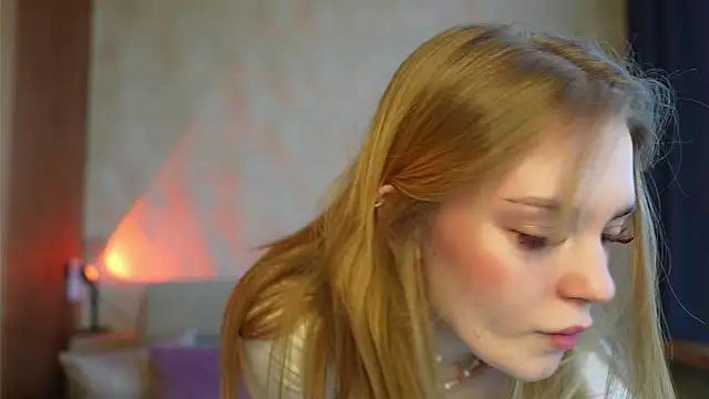 cyberl0ve  online show from 5, 4, 2026