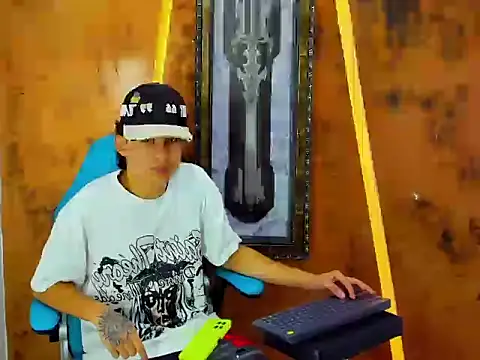monky 0002 online show from 8, 6, 2026