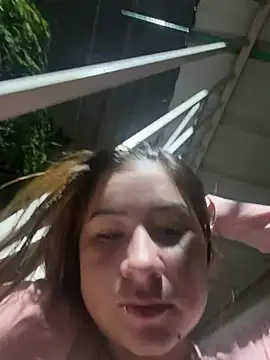 Snapshot of Zoe_Luxxe_ chatting on 27, 4, 2026 Zoe Luxxe online show from 27, 4, 2026