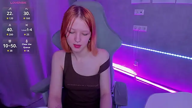 Snapshot of Emma_Dusk chatting on 4, 6, 2026 Emma Dusk online show from 4, 6, 2026