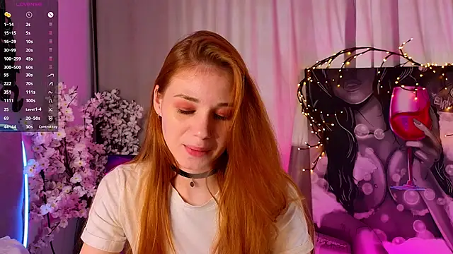 Snapshot of AmyLindsey chatting on 5, 4, 2026 AmyLindsey online show from 5, 4, 2026