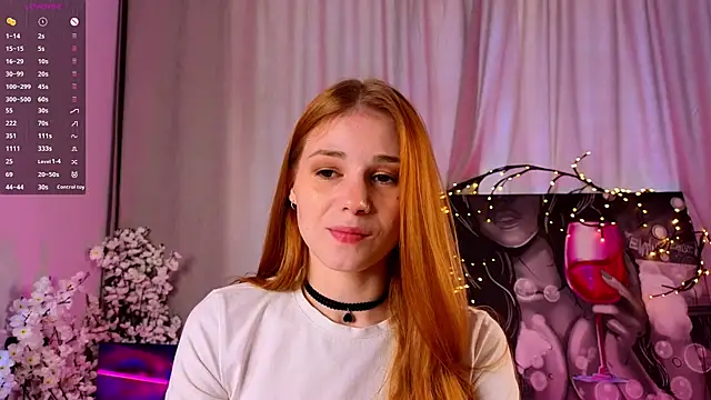 Snapshot of AmyLindsey chatting on 6, 4, 2026 AmyLindsey online show from 6, 4, 2026