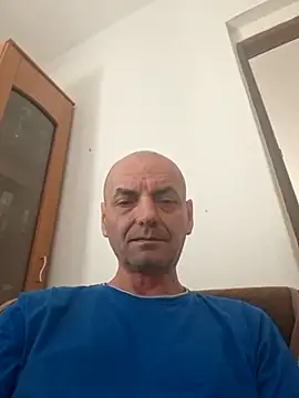 Adonisz1 online show from 6, 3, 2026