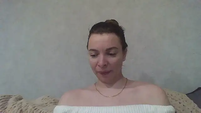 Luna2547 online show from 19, 3, 2026