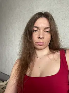 Luna2547 online show from 2, 4, 2026