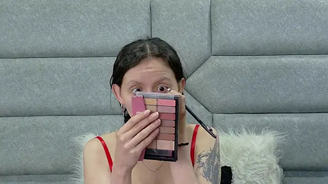 Naomimolie online show from 11, 7, 2026