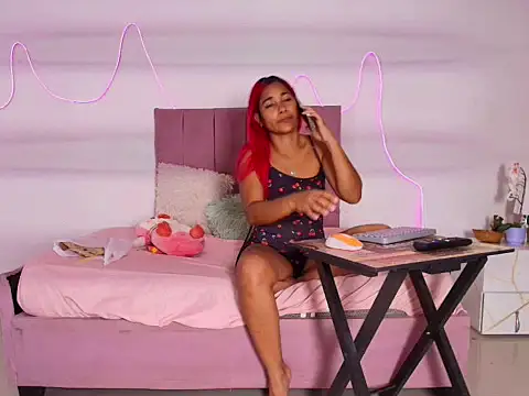 Peliroja lustrum online show from 12, 3, 2026