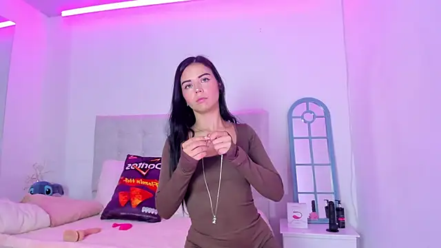 Vanessa cruz 18 online show from 24, 4, 2026