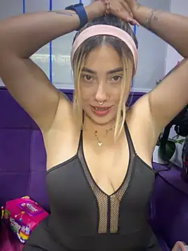 ManuelaVeeleez online show from 28, 5, 2026