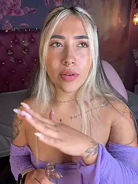 ManuelaVeeleez online show from 5, 7, 2026
